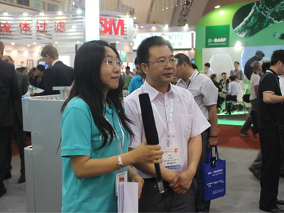 在线精品亚洲一区二区绿巨人