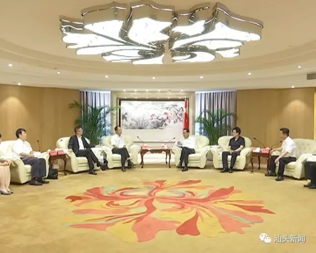 在线精品亚洲一区二区绿巨人