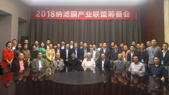 在线精品亚洲一区二区绿巨人