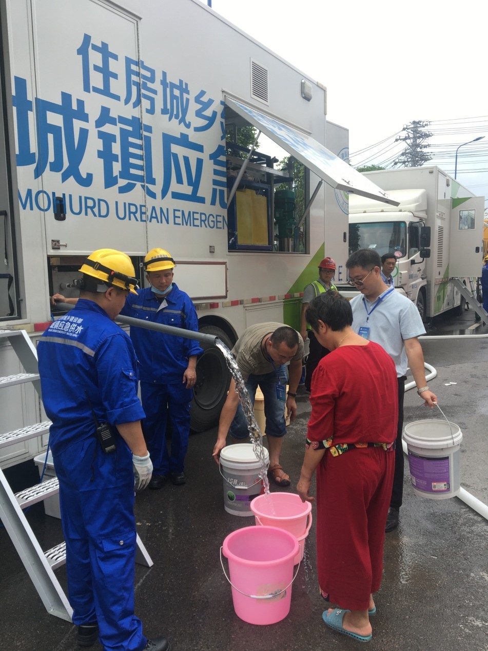 在线精品亚洲一区二区绿巨人