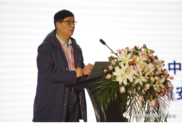 在线精品亚洲一区二区绿巨人