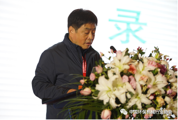 在线精品亚洲一区二区绿巨人