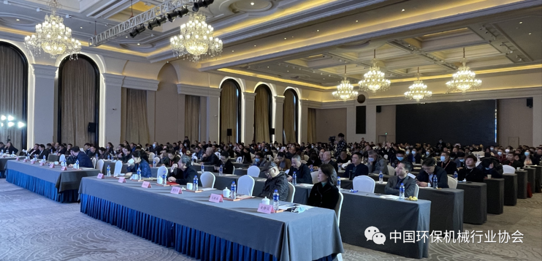 在线精品亚洲一区二区绿巨人