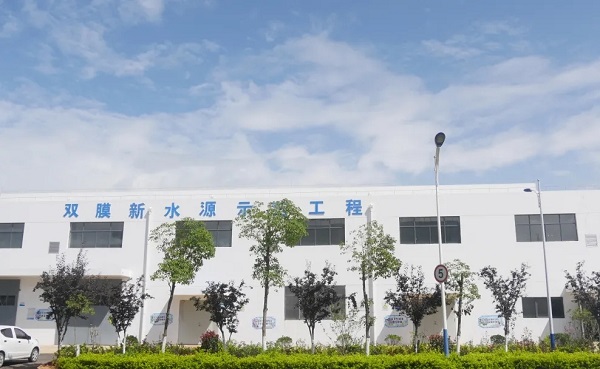 在线精品亚洲一区二区绿巨人