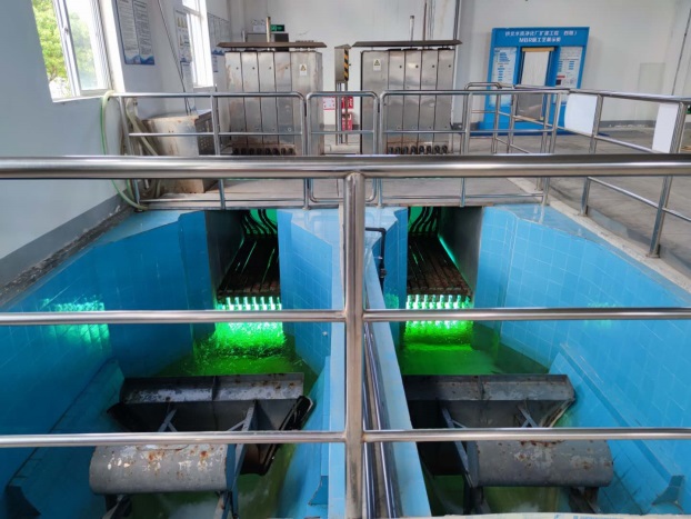 在线精品亚洲一区二区绿巨人