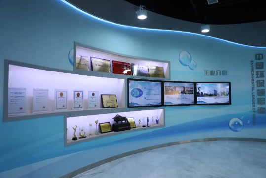 在线精品亚洲一区二区绿巨人