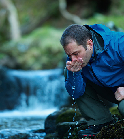 在线精品亚洲一区二区绿巨人